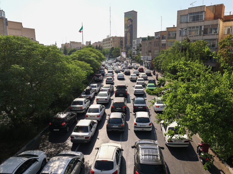 Why has Iran Economy not collapse under US war pressure