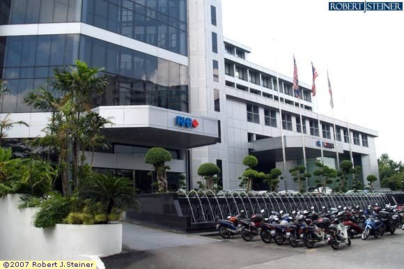 RHB Bank 1H Net Profit Rises 7.1% to RM1.66 Billion, Declares 15 Sen Dividend