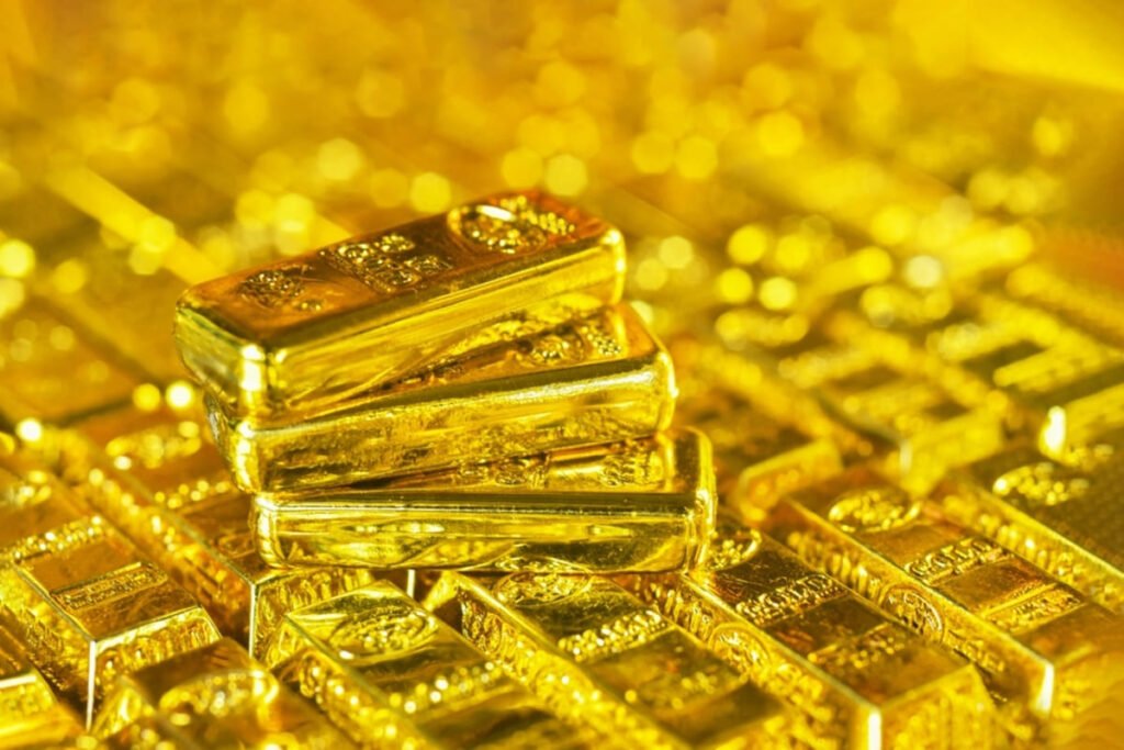 Gold Prices Ease as Investors Weigh Middle East Tensions and Rising Inflation Risks
