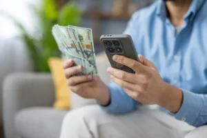 Why Banks Hold Cash Reserves and Don’t Lend It All