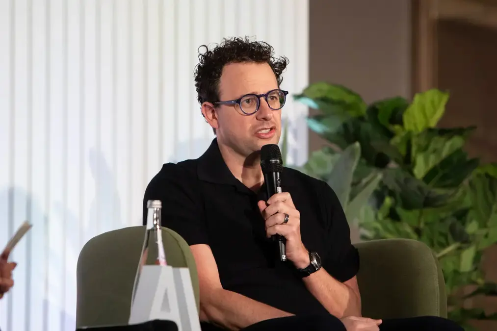 Top AI Leaders Urge a Slowdown in AI Development