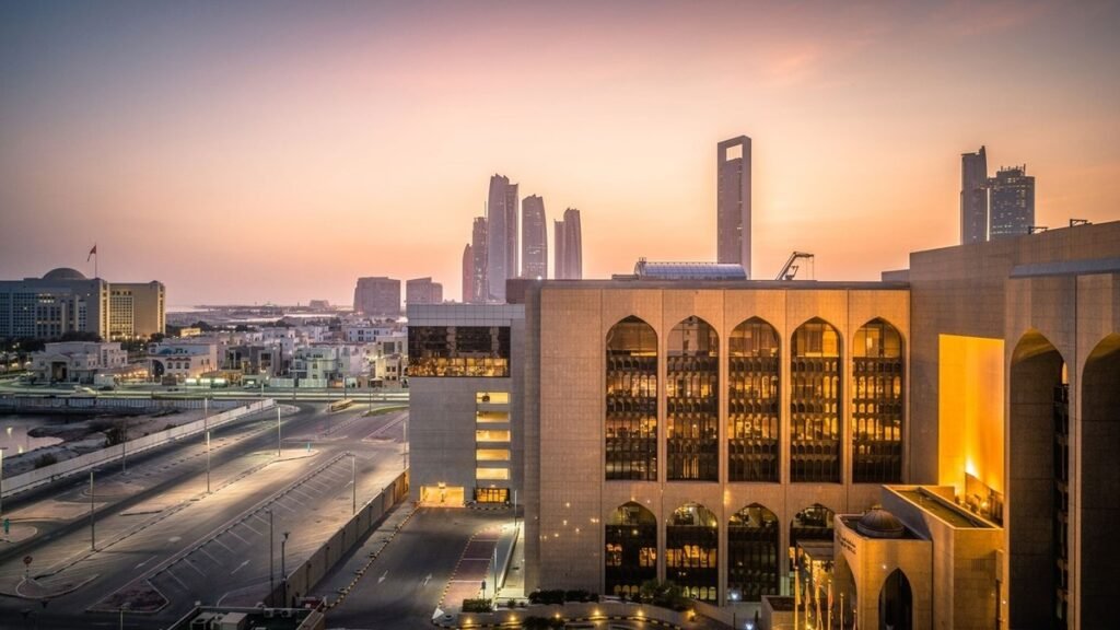 UAE Economy Reaches Dh961.9