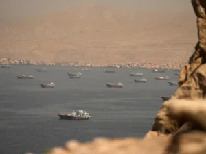Iran Keeps Strait of Hormuz Reopening Proposal Open as US Talks Stall